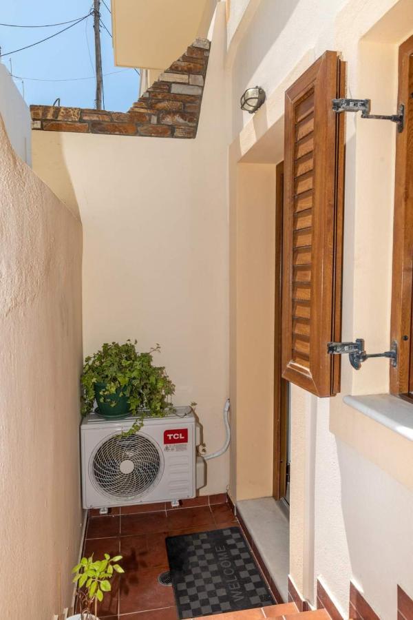 Maury Down Town Apartment Naxos City Exterior photo